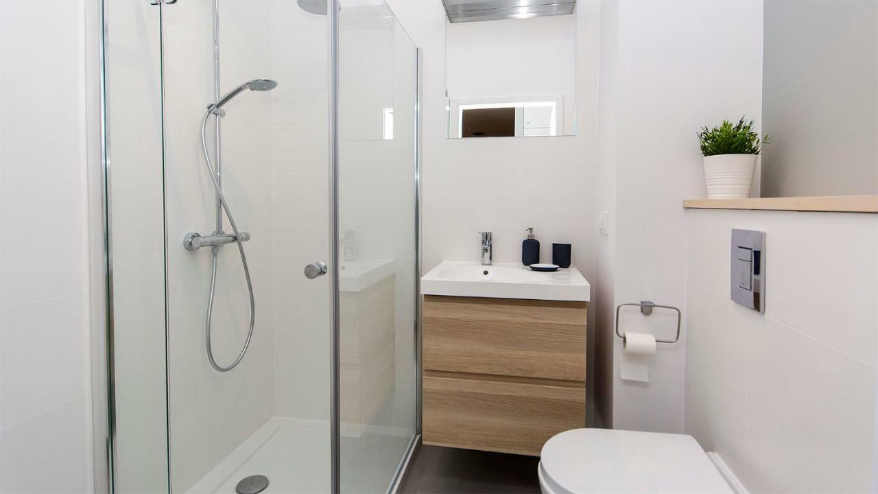 Glow Apartments, Apartament Mila Baltica Гданск Екстериор снимка